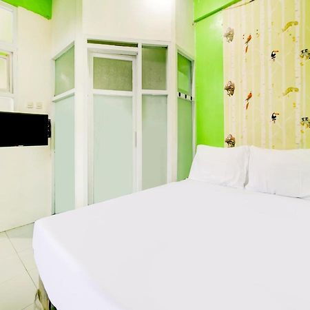 Oyo Life 3103 Opo Homestay & Kost Malang Exterior foto